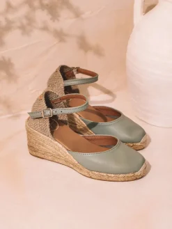 Toni Pons COSTA-5 - Closed leather espadrilles for women MINT Fashion