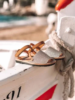 Toni Pons COVA-S - Girl's shiny menorquine sandal GOLDEN Outlet