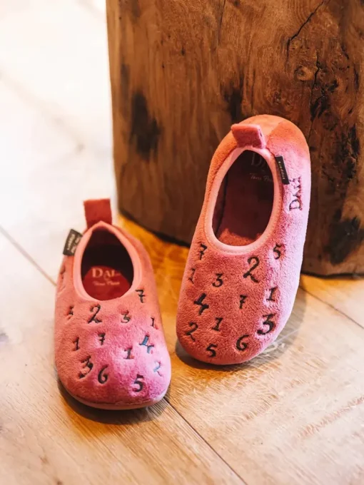 Toni Pons IMAGINA - Children's slippers inspired by Salvador Dalí's work PINK Clearance