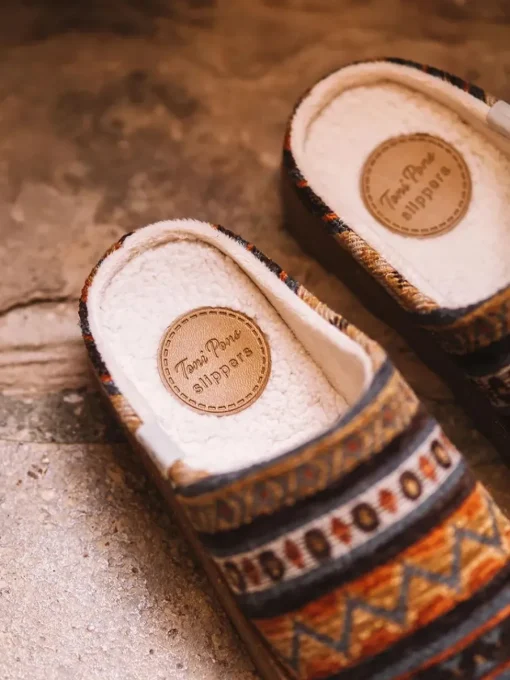 Toni Pons JOYCE-YA - Women's slipper with ethnic motifs BROWN Hot