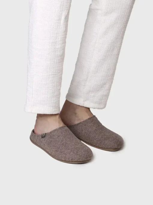 Toni Pons NEO-FR - Men's house slipper made from recycled felt BROWN Clearance