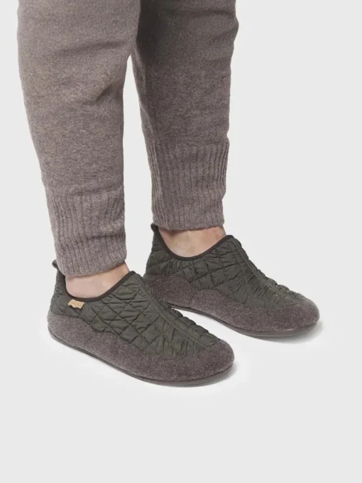 Toni Pons NIL-UM - Men's slippers in felt and padded fabric GREEN New